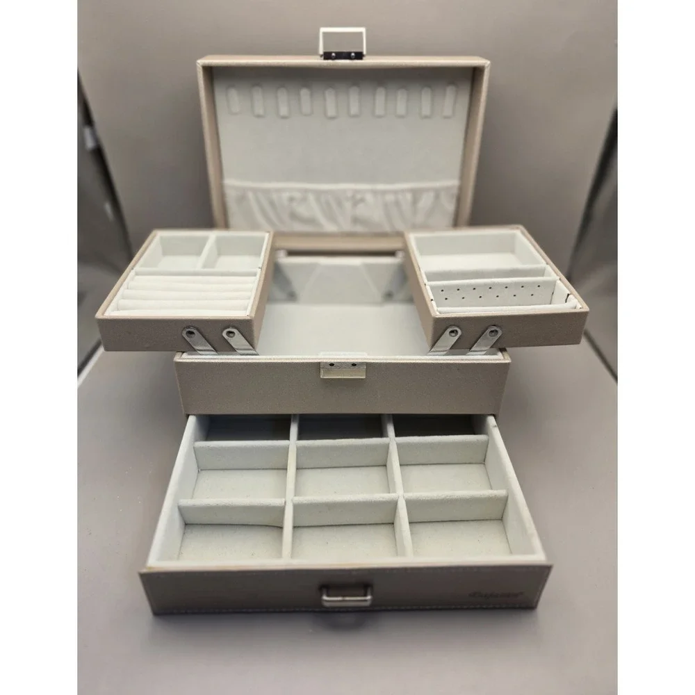 Dajasan Jewelry Box Beige Faux Leather Velvet Lined, Spacious B#36